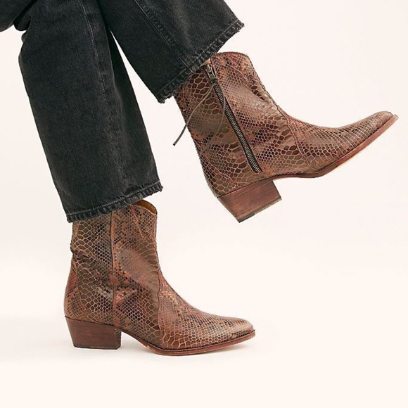 FREE PEOPLE New Frontier Leather Western Boots Snake Print 37 - Picture 1 of 6